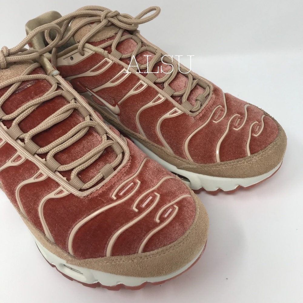 NWT Nike Air Max Plus LX Dusty Peach 🍑 W AUTHENT - Picture 7 of 7